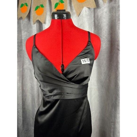 DO BE Womens Black Cocktail Dress Zip Back Adjustable Straps Padded Cups Lined S - Picture 2 of 6